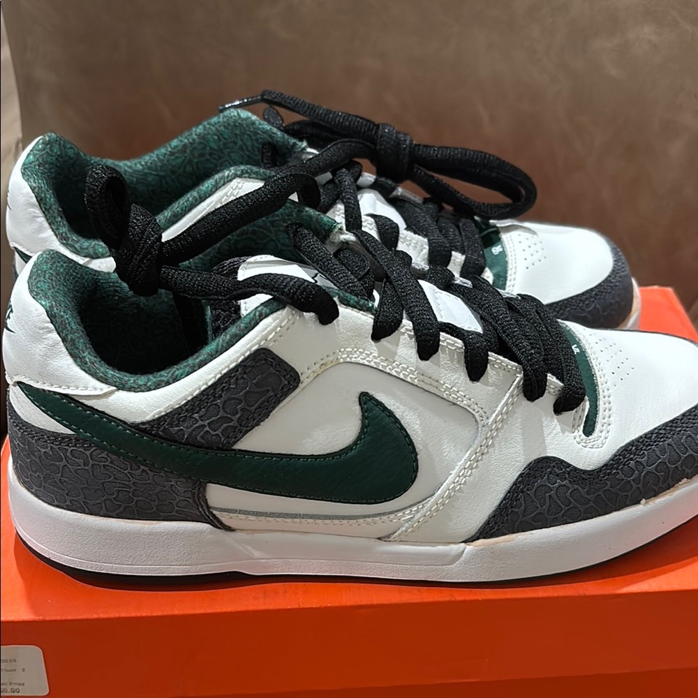 Nike Kids' White and Green Sneakers - Paul Rodriguez 2 JR